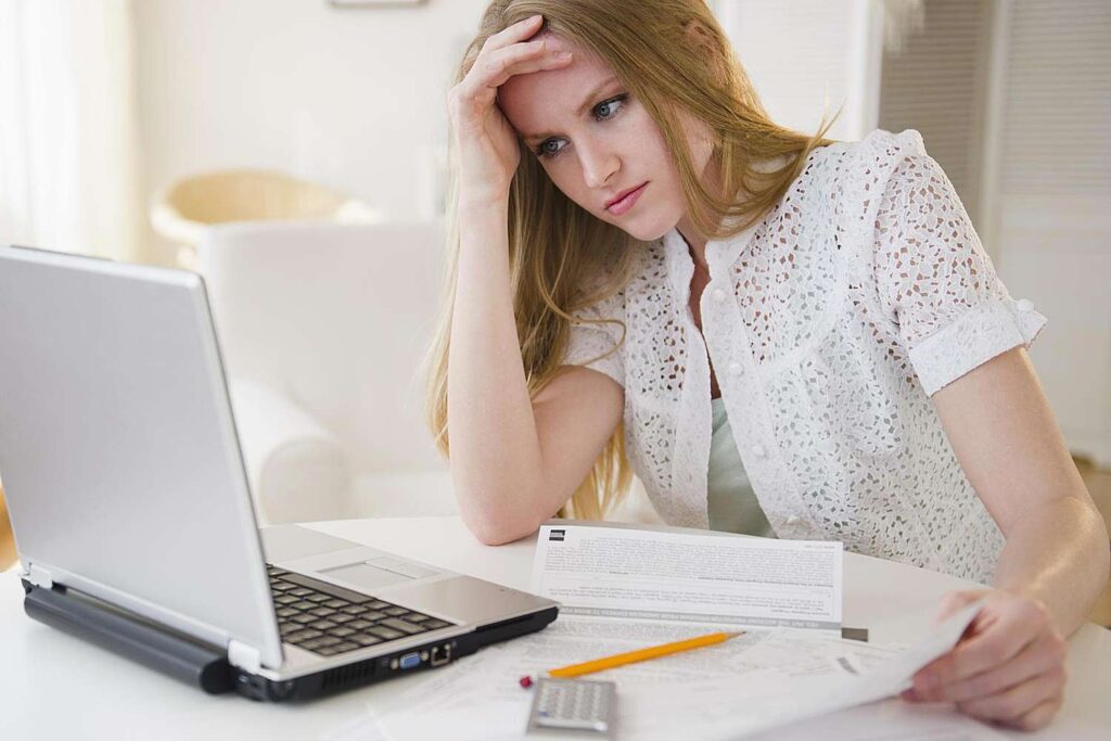 The Ultimate Guide to Managing Student Loans Effectively in 2024